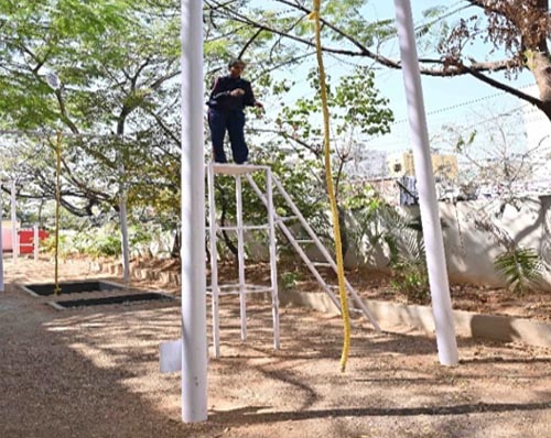 INDIVIDUAL OBSTACLES