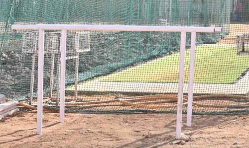 PARALLEL BAR